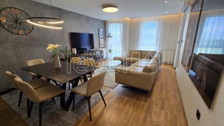 NOVI SAD - ADAMOVIĆEVO NASELJE - 107. 00 m2