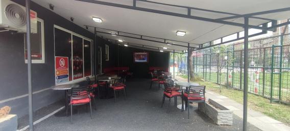 Blok 21, lokal 100 m2 +bašta