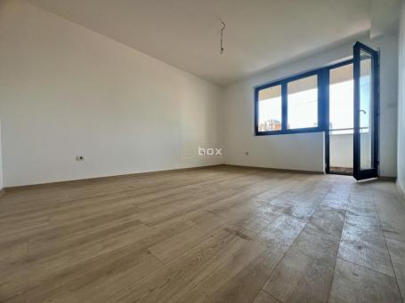 Jednoiposoban stan, 45m2, Centar