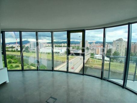 Izdaje se reprezentativni poslovni prostor iz tri etaže, vrhunska lokacija, 460m2