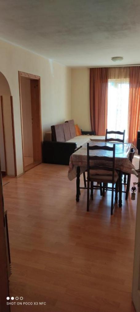 Surčin, Bore Stankovića, 48m2, parking mesto