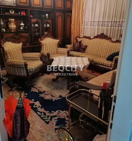 Palilula, Padinska skela, Srpskog Husarskog puka, 2. 0, 60m2, 90000EUR