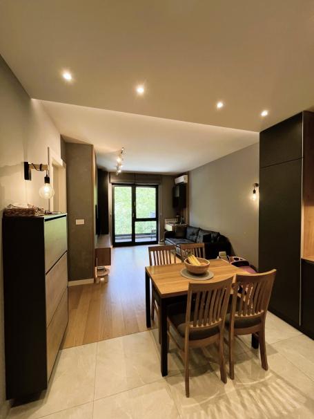 Blok 60, Tošin Bunar, 42m2, 1. 5, 3/7, uknj