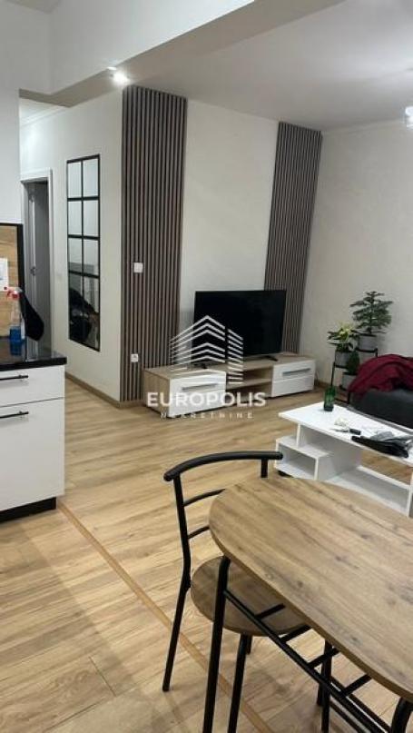Renoviran 1. 5 stan, prizemlje, namešten! ID#7753