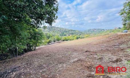 Odličan plac na Popovici