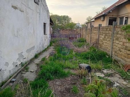 Fantastičan građevinski plac u Čurugu!