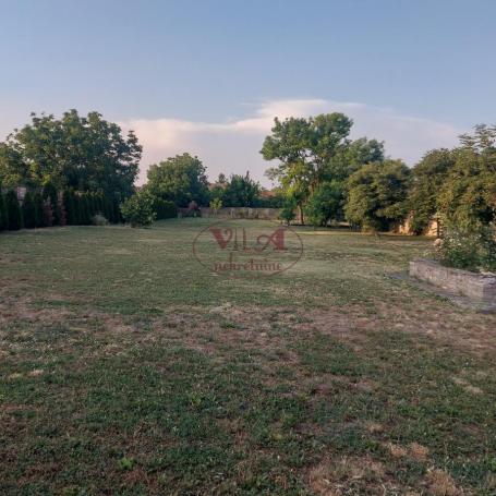 Srbobran, Turija, prelep plac od 2024 m2 sa puno zelenila