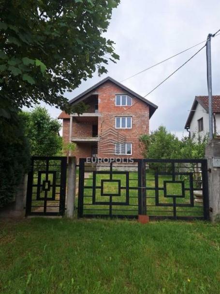 Prodaja kuće 310m2,  plac 6 ari, Plavi Horizonti ID#7884