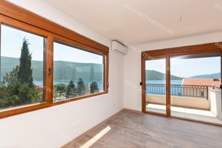 Prodaja, dvosoban stan, 87m2, Kumbor, Herceg Novi