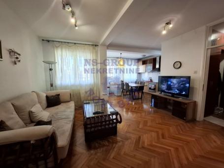 Grbavica, trosoban stan š. 547647