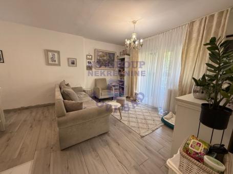 549617 - Odličan stan na Novom Naselju!