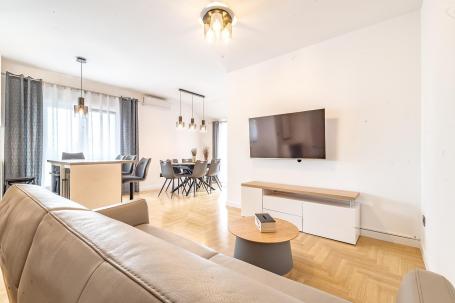 Zagreb, Trešnjevka prekrasan četverosoban stan 134m2