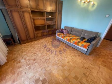 74m2 - strukturno odličan - Bulevar