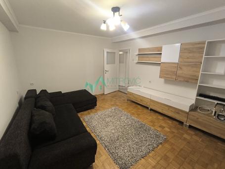 Izdavanje, Stan, 48m2 , Bulevar Oslobođenja