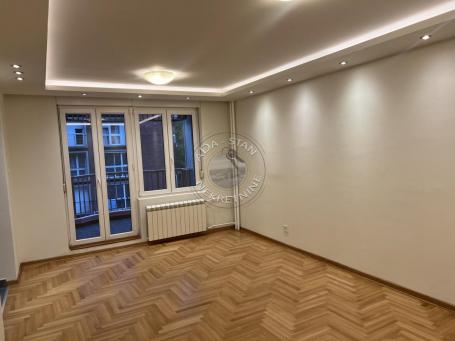 Trosoban, prazan stan u Zrmanjskoj