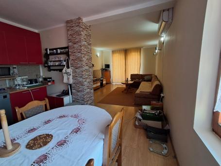 Kuća na prodaju u Čalijama