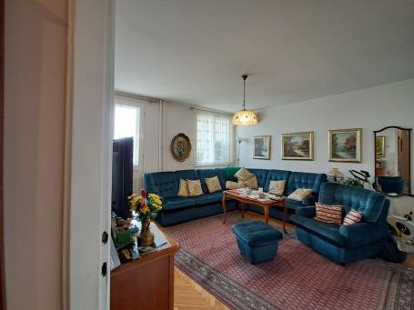 Dvosoban stan za izdavanje, Bulevar Dr Zorana Đinđića, 400€, 54m²