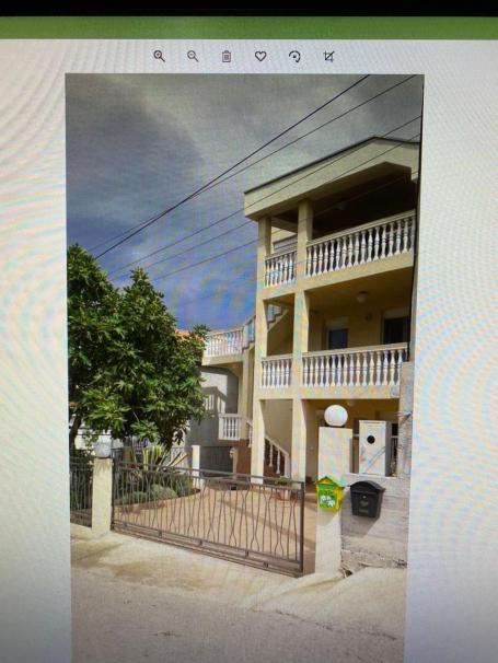 Moderna kuca pogled na more