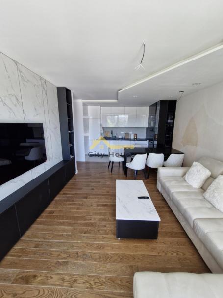 Za izdavanje 75m2 u Planet residence-u
