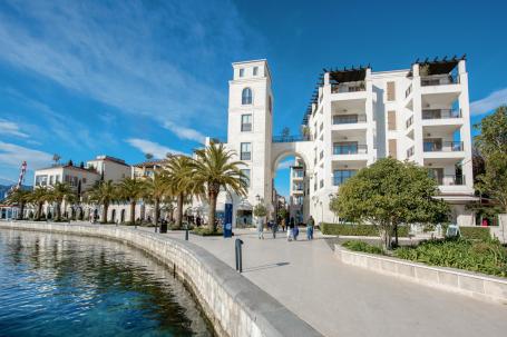 Prodaja, Stan, 135m2 , Porto Montenegro