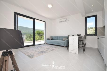 Opremljen jednosoban stan sa pogledom na more – Djenovici, Herceg Novi