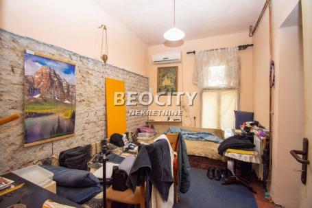 Stari grad, Centar, Cara Uroša, 4. 0, 70m2, 219900EUR