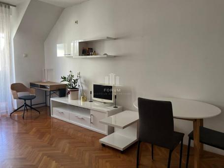 Izdaje se jednoiposoban stan – Grbavica