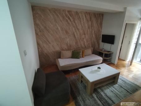 Jednoiposoban stan, Centar, 46m2