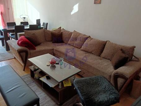 Dvoiposoban stan na Grbavici!