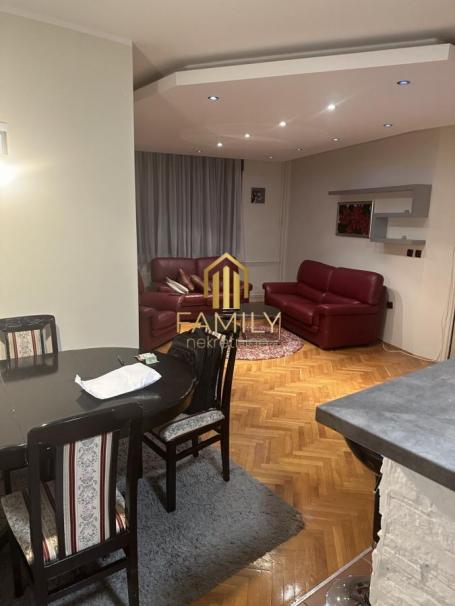 Izdaje se dvoiposoban stan 700€ – Grbavica, Novi Sad