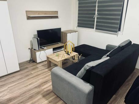 Na prodaju kompletno opremljena garsonjera na Adicama, 22m2