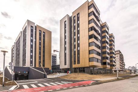 Zagreb, Heinzelova VMD, novogradnja, četverosoban stan NKP 122, 16 m2