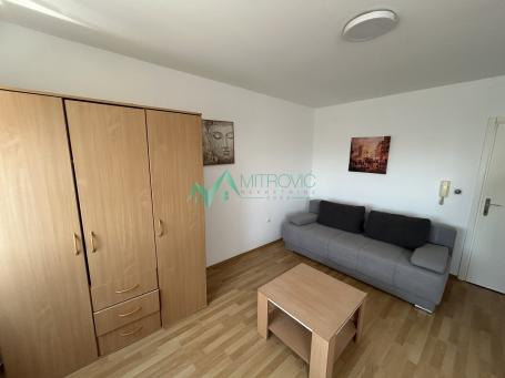 Izdavanje, Stan, 25m2 , Adice