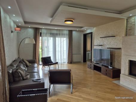 SAVSKI VENAC SENJAK 180m2 , T+2G , 3000e