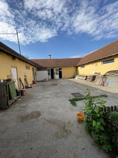 poslovni kompleks u Borči na prodaju