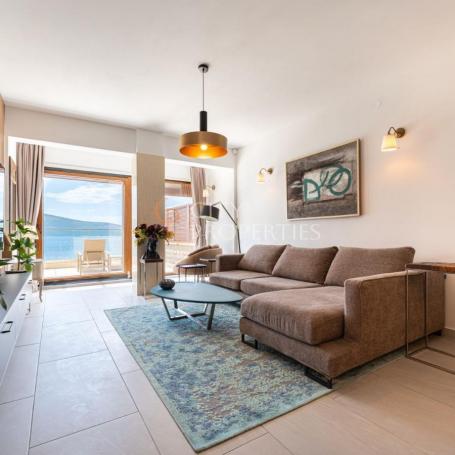 Dvosoban stan 67m2, Prodaja, Tivat