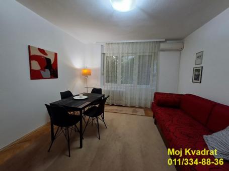 Vračar, Kalenić pijaca - Požarevačka, 25m2