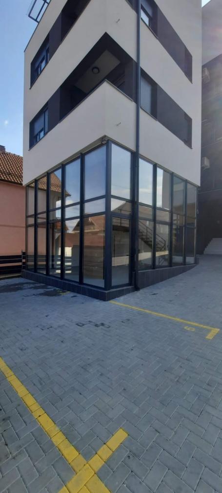 Poslovni prostor Vašarište Kolubarska 41
