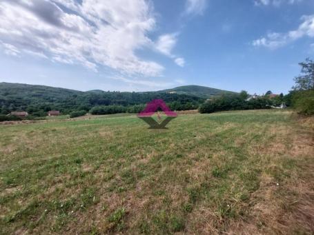Odlična ponuda ! Nemenikuće, građevinski plac u podnožju Kosmaja 27ari ID#1512