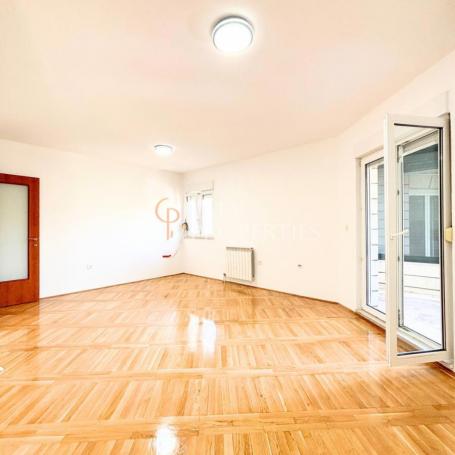 Jednosoban stan 57m2, Izdavanje, Podgorica