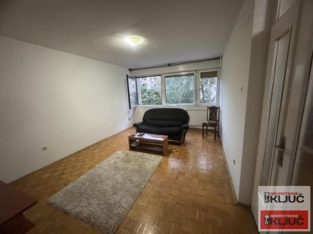 PETROVARADIN-BLOK VIII, 62m2, Dvoiposoban, Odličan raspored