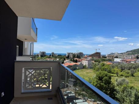 Prodaje se garsonjera u Baru u kompleksu sa bazenom Emerald Residence (zgrada B)
