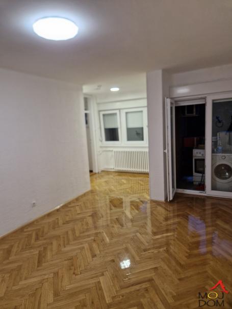 NOVI SAD - BULEVAR - JEDNOSOBAN STAN - 33 m2 - 99, 000€