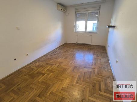 BETANIJA, 23m2, Garsonjera, Useljiva