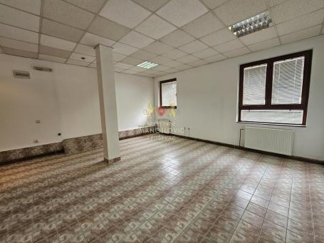 LOKAL u centru grada