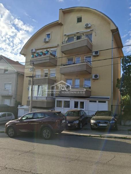 Žarkovo, Ilije Đuričića, 36m2+lođa+parking ID#1532