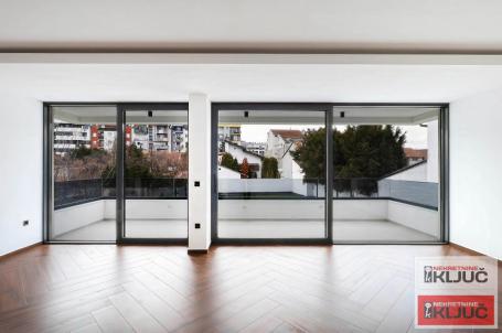 NOVO NASELJE, 103m2, Četvorosoban sa pdv, LUX VILA