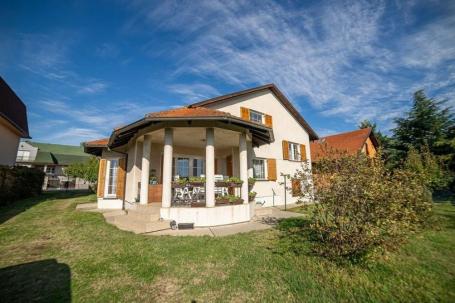 Porodična kuća - Tatarsko brdo - 192m2