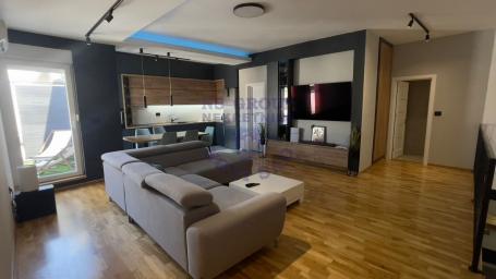 552041 - Četvorosoban - 106m2 - Petrovaradin