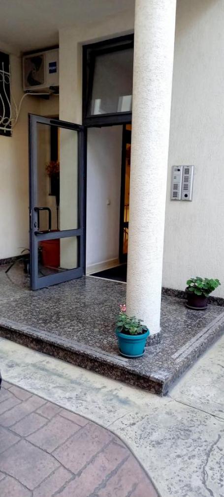 Slavija, Svetozara Markovića, 75m2, garažno mesto u zgradi